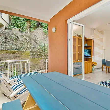 Cosy Corner With Terrace Апартаменты Монтероссо-аль-Маре