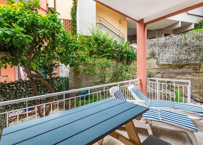 アパート Cosy Corner With Terrace *