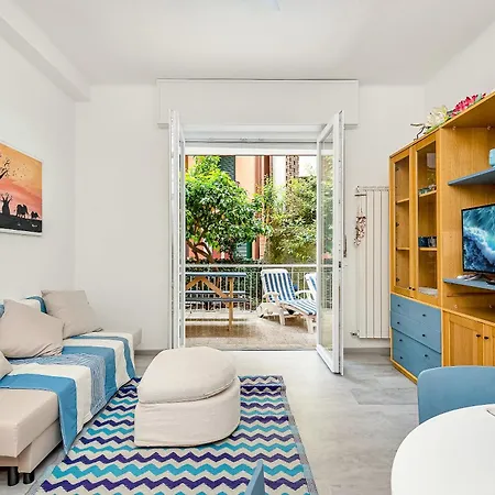 דירה Cosy Corner With Terrace מונטרוסו אל מארה